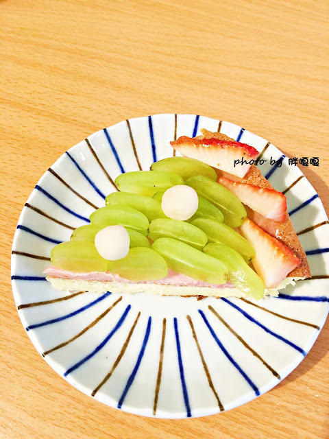 【高雄 前金區】草上飛工作室→媽呀!!!這根本就是在民宅內喝下午茶啊!!!超級低調的甜點工作室←