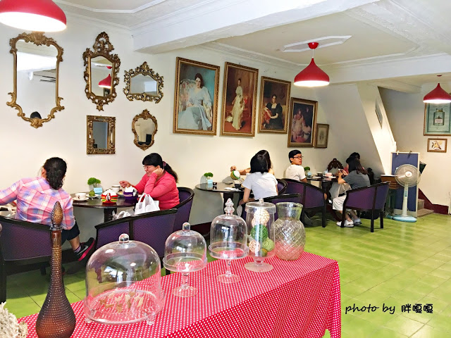 【高雄 前金區】草上飛工作室→媽呀!!!這根本就是在民宅內喝下午茶啊!!!超級低調的甜點工作室←