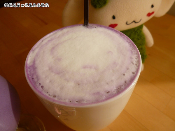 懷特廚房White Kitchen：【台中北區】White Kitchen懷特廚房，素食新時尚，無國界料理讓你驚覺原來可以有那麼多變化！？