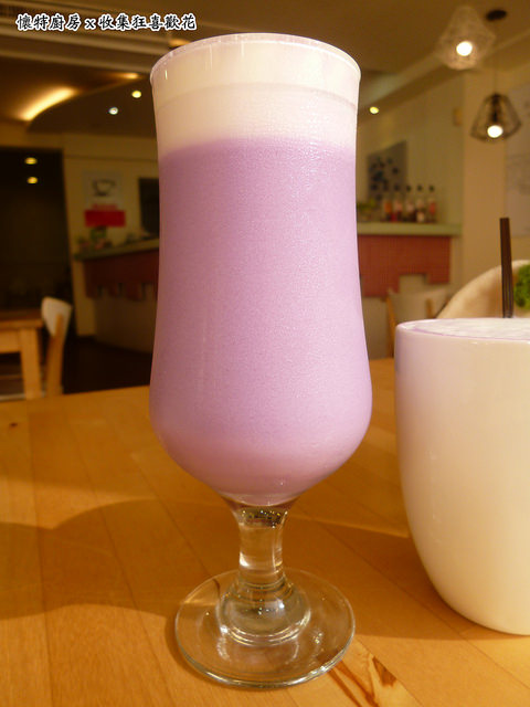 懷特廚房White Kitchen：【台中北區】White Kitchen懷特廚房，素食新時尚，無國界料理讓你驚覺原來可以有那麼多變化！？