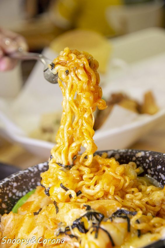 【吃喝．台中】台中素食／懷特廚房White Kitchen素食無國界料理～素食火鍋、韓式料理、義式料理，多樣化選擇顛覆素食刻板印象