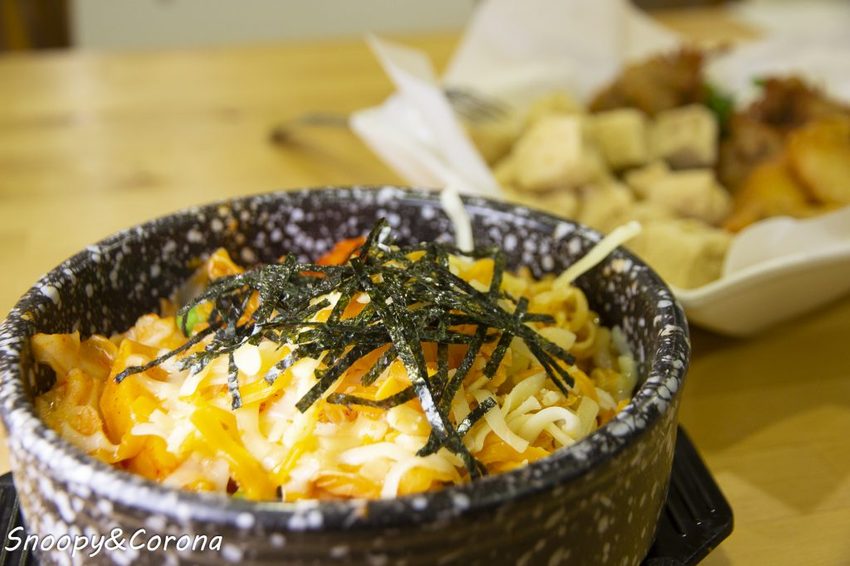 【吃喝．台中】台中素食／懷特廚房White Kitchen素食無國界料理～素食火鍋、韓式料理、義式料理，多樣化選擇顛覆素食刻板印象