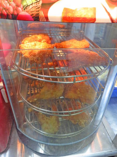 【新莊美食】化成路椒麻雞便當-60元便當店 【新莊美食】化成路椒麻雞便當-60元便當店