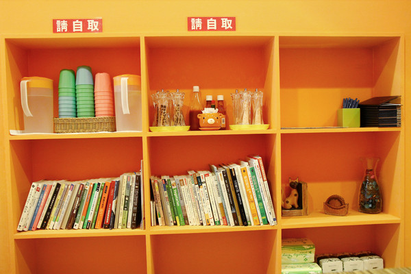 花園廚房：【新北市板橋區。簡餐】花園廚房 林家花園 簡餐平價美食推薦 原肉牛排好吃香嫩多汁 板橋府中站