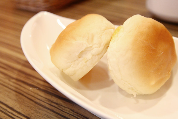 花園廚房：【新北市板橋區。簡餐】花園廚房 林家花園 簡餐平價美食推薦 原肉牛排好吃香嫩多汁 板橋府中站