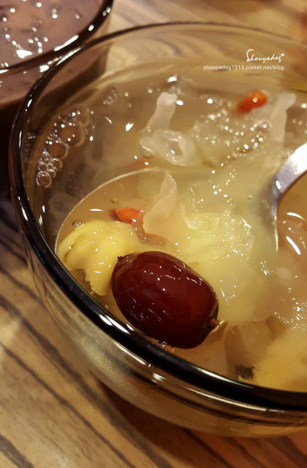 花園廚房：【無國界料理】可以吃得到原肉牛排的平價小餐館 花園廚房 in板橋