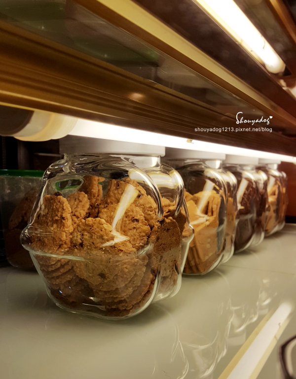 花園廚房：【無國界料理】可以吃得到原肉牛排的平價小餐館 花園廚房 in板橋