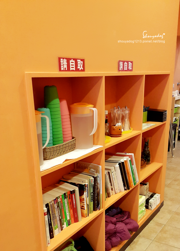 花園廚房：【無國界料理】可以吃得到原肉牛排的平價小餐館 花園廚房 in板橋