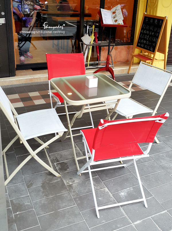 花園廚房：【無國界料理】可以吃得到原肉牛排的平價小餐館 花園廚房 in板橋