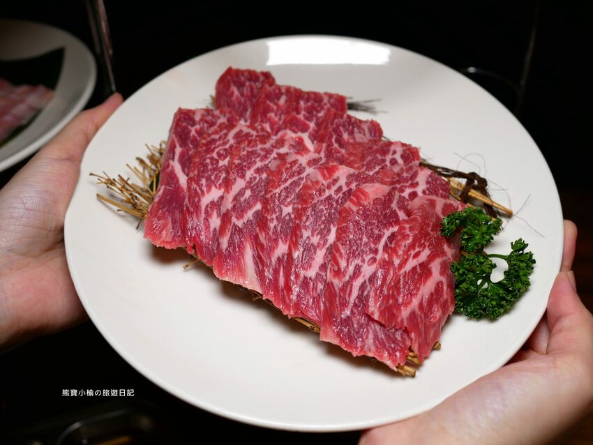 【台中西屯美食】一桶 tone 韓式新食，台中中科韓國燒烤餐廳，當月生日壽星送蝦或豬小排！內文附詳細菜單價位介紹，台中生日優惠餐廳。 @熊寶小榆の旅遊日記