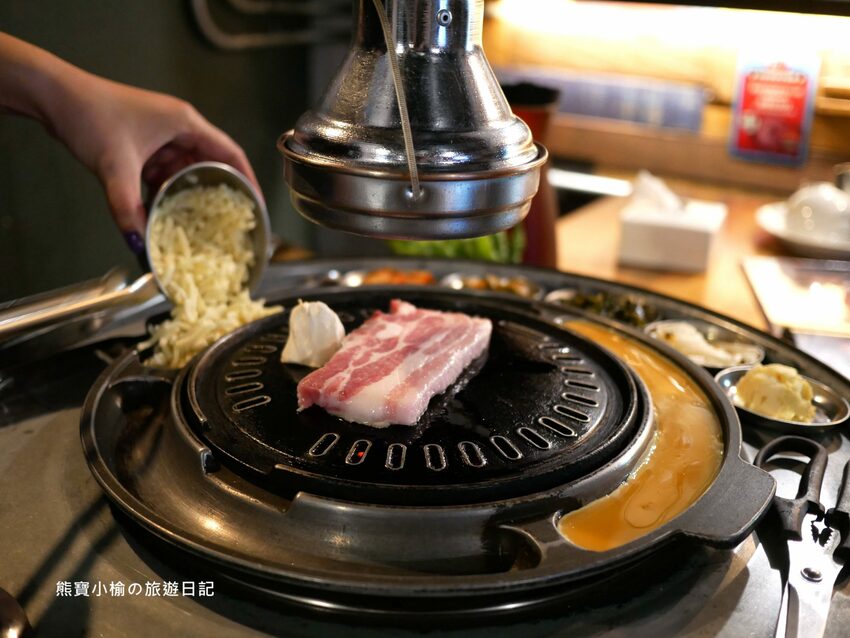 【台中西屯美食】一桶 tone 韓式新食，台中中科韓國燒烤餐廳，當月生日壽星送蝦或豬小排！內文附詳細菜單價位介紹，台中生日優惠餐廳。 @熊寶小榆の旅遊日記