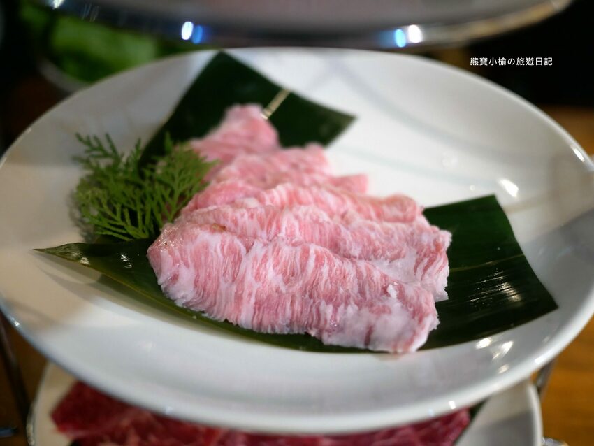 【台中西屯美食】一桶 tone 韓式新食，台中中科韓國燒烤餐廳，當月生日壽星送蝦或豬小排！內文附詳細菜單價位介紹，台中生日優惠餐廳。 @熊寶小榆の旅遊日記