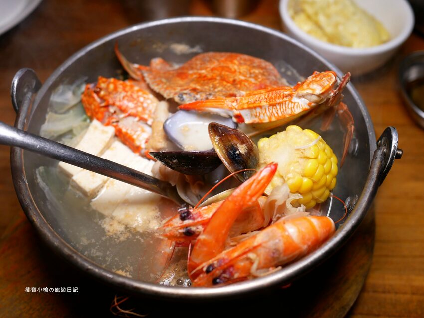 【台中西屯美食】一桶 tone 韓式新食，台中中科韓國燒烤餐廳，當月生日壽星送蝦或豬小排！內文附詳細菜單價位介紹，台中生日優惠餐廳。 @熊寶小榆の旅遊日記