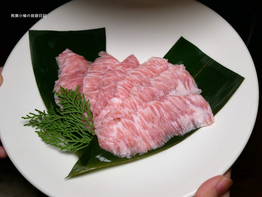 【台中西屯美食】一桶 tone 韓式新食，台中中科韓國燒烤餐廳，當月生日壽星送蝦或豬小排！內文附詳細菜單價位介紹，台中生日優惠餐廳。 @熊寶小榆の旅遊日記