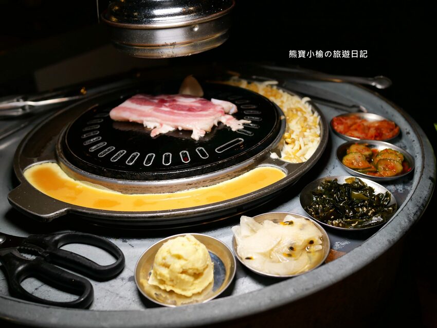 【台中西屯美食】一桶 tone 韓式新食，台中中科韓國燒烤餐廳，當月生日壽星送蝦或豬小排！內文附詳細菜單價位介紹，台中生日優惠餐廳。 @熊寶小榆の旅遊日記