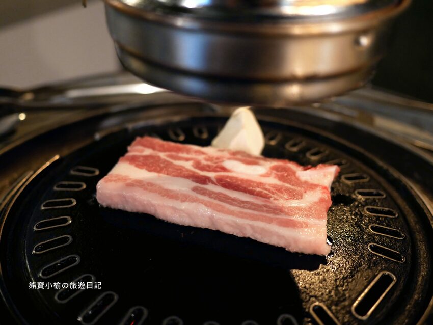 【台中西屯美食】一桶 tone 韓式新食，台中中科韓國燒烤餐廳，當月生日壽星送蝦或豬小排！內文附詳細菜單價位介紹，台中生日優惠餐廳。 @熊寶小榆の旅遊日記