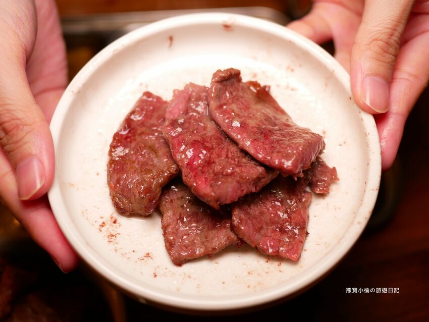 【台中西屯美食】一桶 tone 韓式新食，台中中科韓國燒烤餐廳，當月生日壽星送蝦或豬小排！內文附詳細菜單價位介紹，台中生日優惠餐廳。 @熊寶小榆の旅遊日記