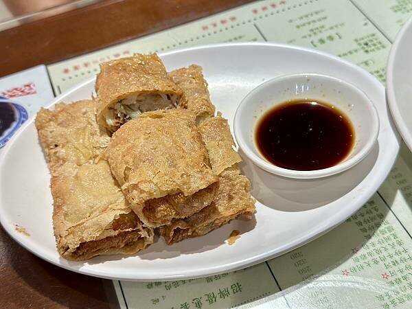 國父紀念館美食探店!維記茶餐廳,品嚐正宗港式茶餐廳美味,道地港點必點。