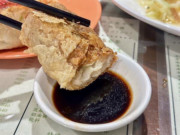 國父紀念館美食探店!維記茶餐廳,品嚐正宗港式茶餐廳美味,道地港點必點。