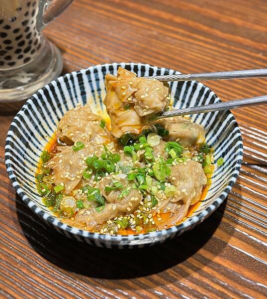 新北市林口區[林口三井美食] 春水堂 (林口店)  必點珍珠奶茶+牛肉麵 @蛋寶趴趴go