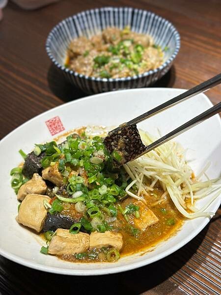 新北市林口區[林口三井美食] 春水堂 (林口店)  必點珍珠奶茶+牛肉麵 @蛋寶趴趴go