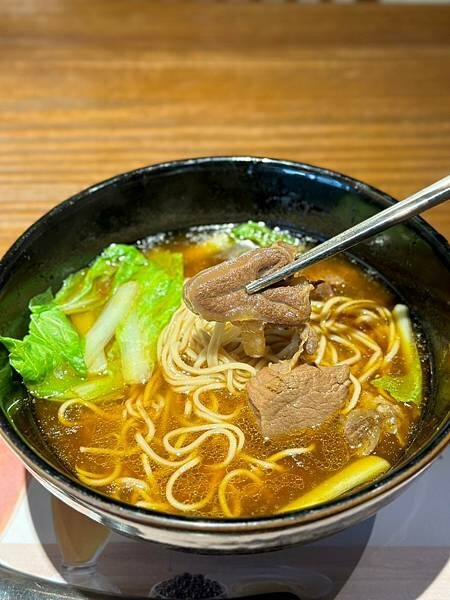 新北市林口區[林口三井美食] 春水堂 (林口店)  必點珍珠奶茶+牛肉麵 @蛋寶趴趴go