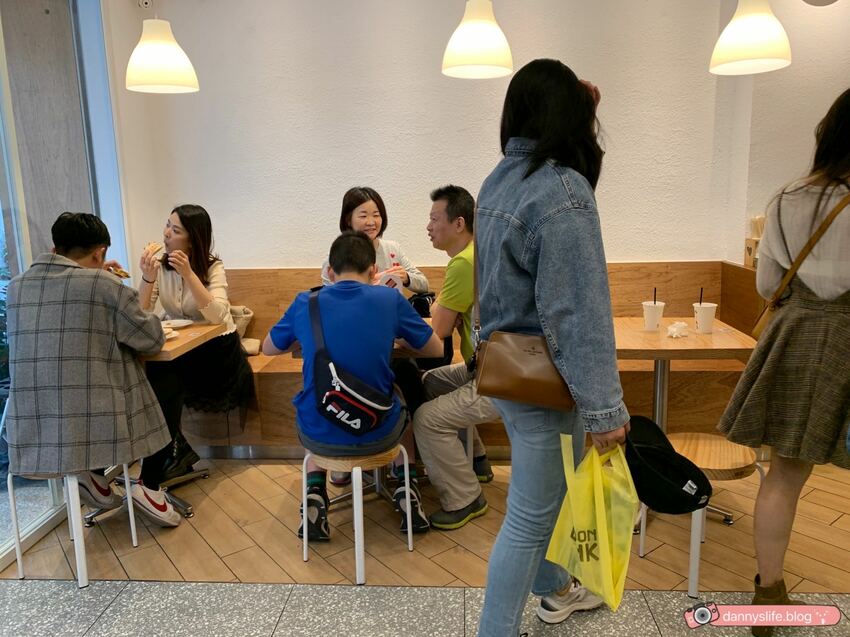 真芳 │台北美食•碳烤吐司/紅茶牛奶,看似簡單的美味早餐 - 丹尼的吃喝玩樂