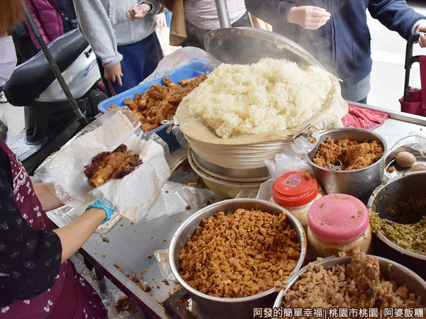阿婆飯糰04-加不加蛋.JPG
