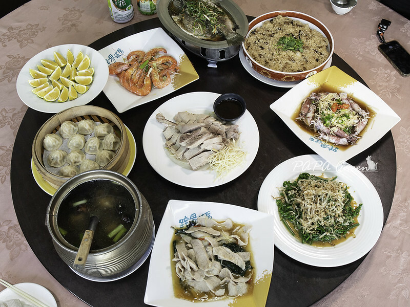 漁人船釣海鮮餐廳  滿滿誠意好味桌菜10人$3000元 ，鵝肉，土窯雞，古早味燉湯 老饕私房餐廳，有停車場