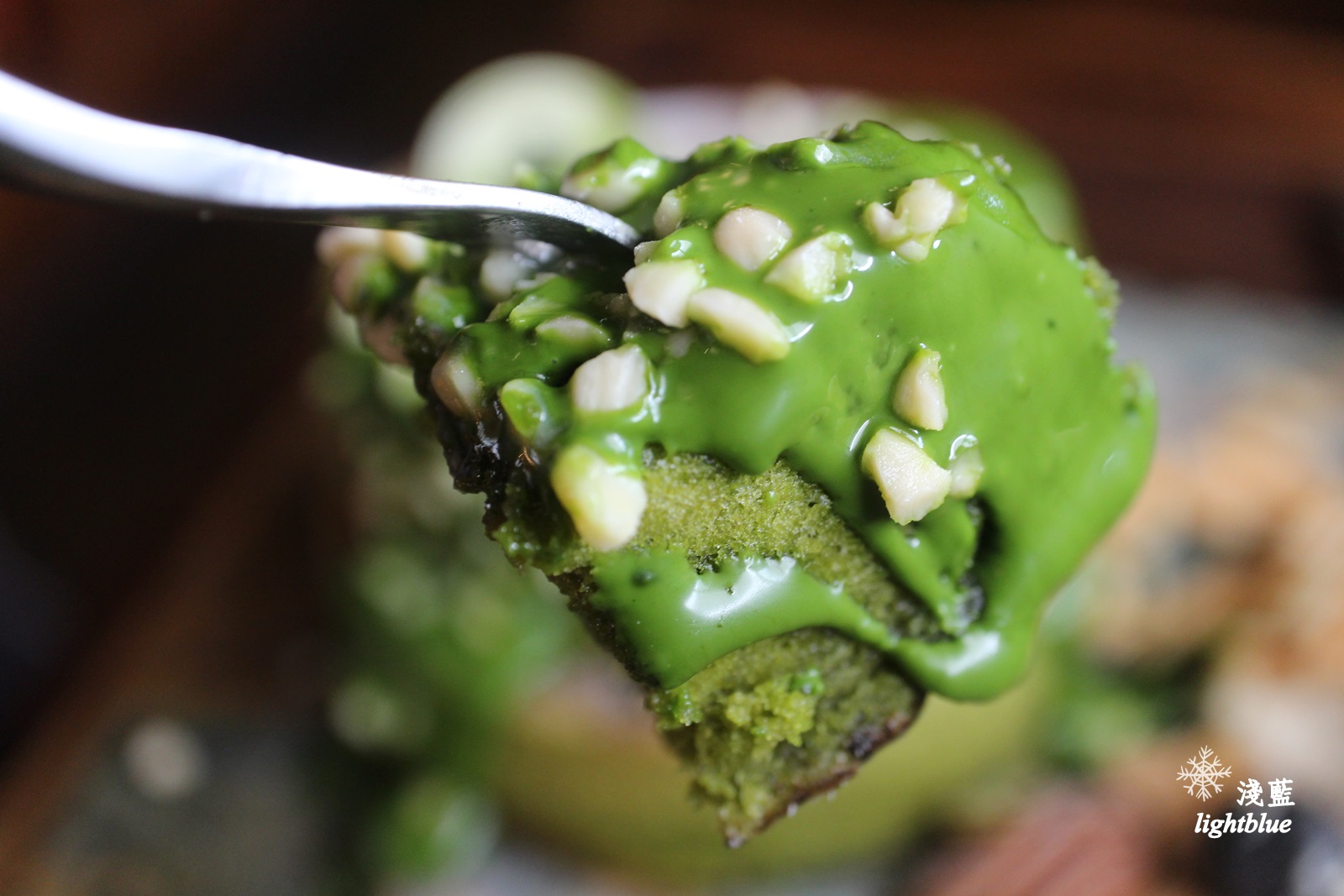 台中美食：淺藍 × 三星丸～草莓季限定必吃草莓御判燒、山城花魁、山城盛宴，滿滿的抹茶加草莓大平台!