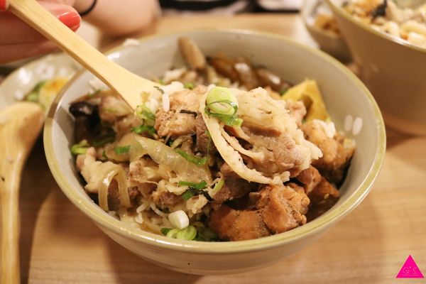 GS愛吃鬼|中和民有街|有財號| 撐破肚皮超大份量 CP值爆表手工手打麵