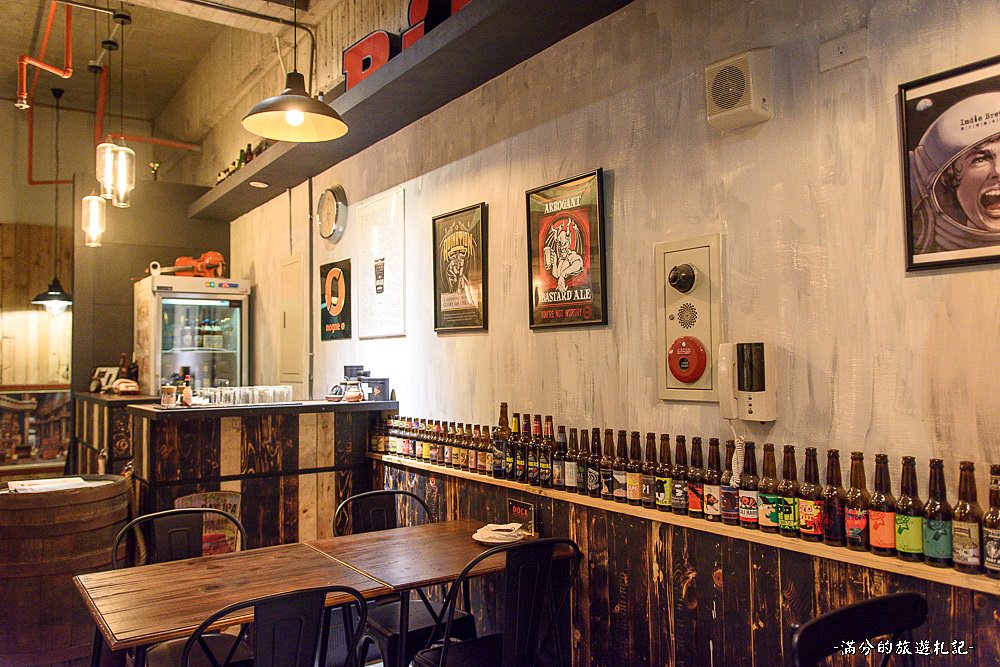 新竹東區美食》DOCK道可小酒館 美味雙拼PIZZA＆精釀啤酒 竹科絕佳享受的飲酒空間 - 滿分的旅遊札記