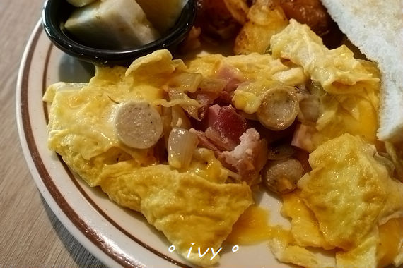 the Diner樂子美式餐廳(新竹日光店)：♥ 新竹食 ♥ 樂子餐廳。大份量的早午餐