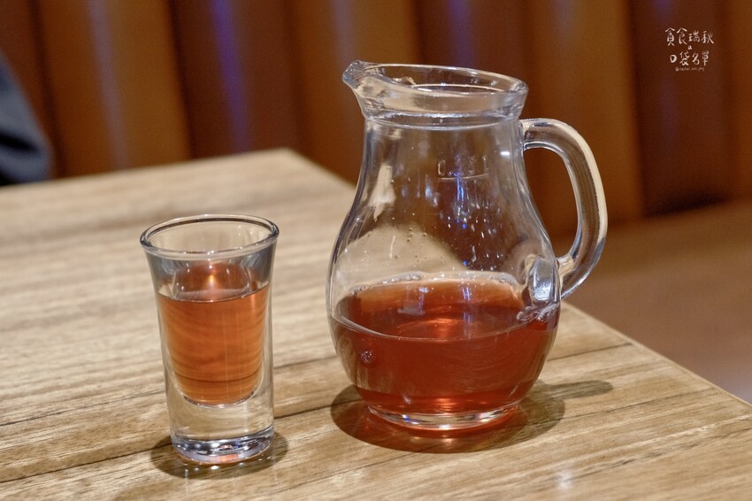 台中西屯｜勁辣涮嘴的川菜料理！經典重現《黑白大廚》麻辣奶油金