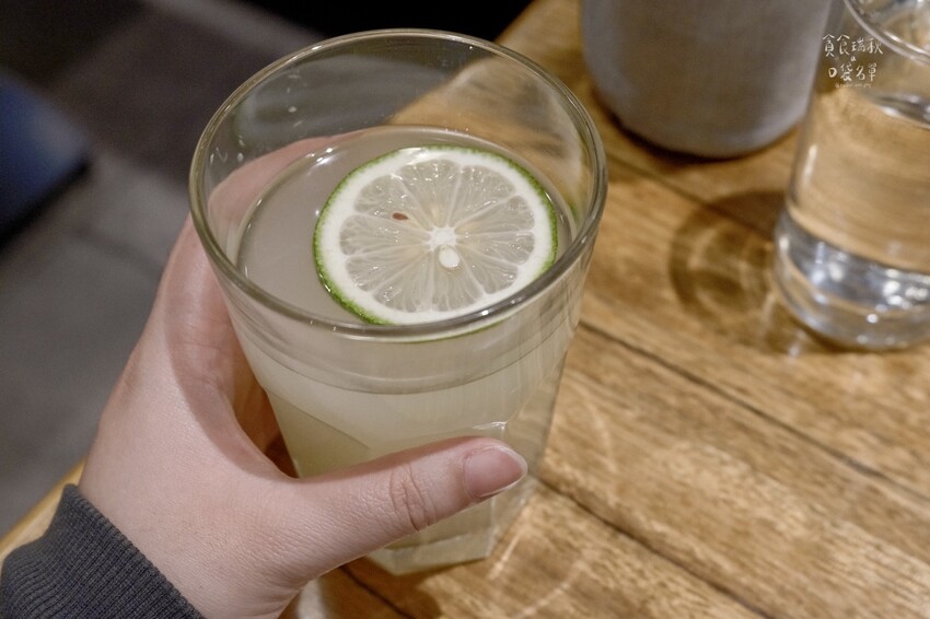 台中西屯｜勁辣涮嘴的川菜料理！經典重現《黑白大廚》麻辣奶油金