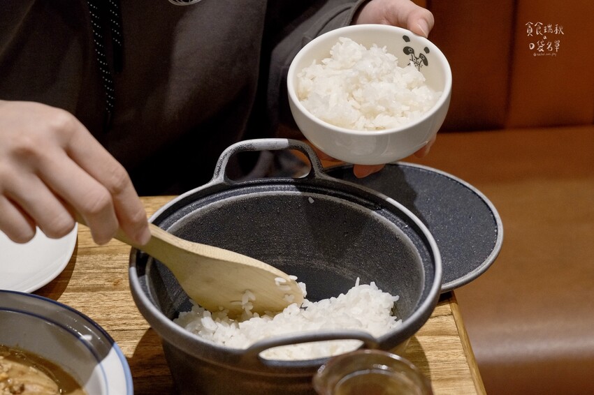 台中西屯｜勁辣涮嘴的川菜料理！經典重現《黑白大廚》麻辣奶油金