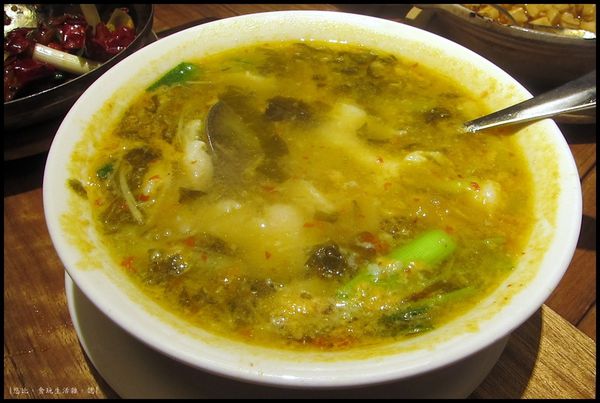 開飯-酸菜魚湯-2.JPG