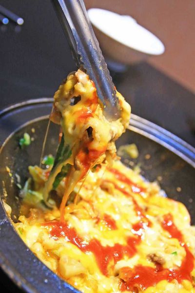 【新莊餐廳】劉震川日韓大食館-超大份量的韓日火鍋一次通吃