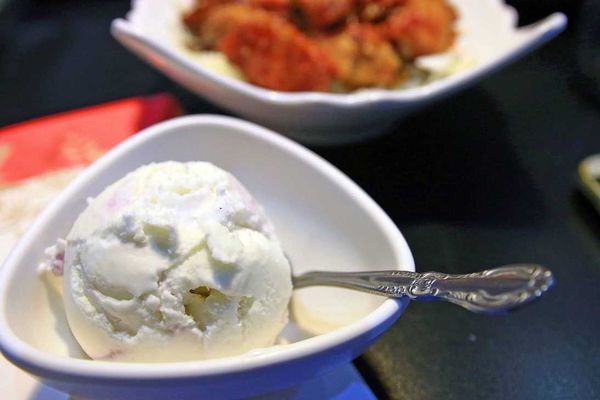 【新莊餐廳】劉震川日韓大食館-超大份量的韓日火鍋一次通吃