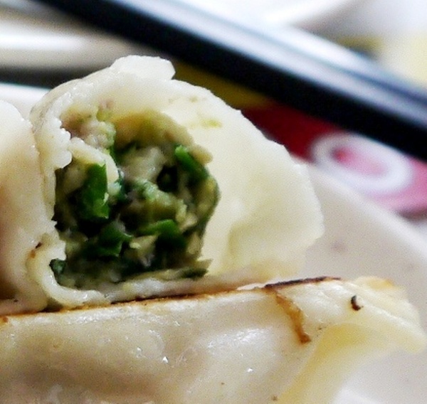 南京水餃鍋貼專賣店：[台中西區]南京水餃鍋貼專賣，鍋貼真的很不賴~可以去認識看看。