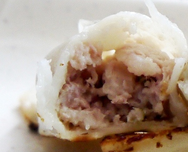 南京水餃鍋貼專賣店：[台中西區]南京水餃鍋貼專賣，鍋貼真的很不賴~可以去認識看看。