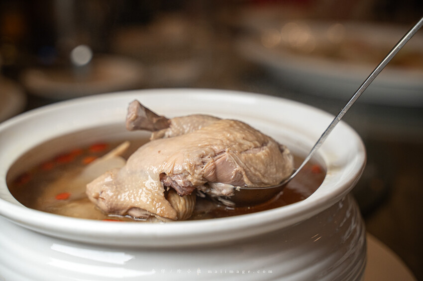 台北美食｜台北美之宴會館～，尾牙聚餐免續攤這裡就有專屬獨立KTV大包廂，士林在地台菜餐廳推薦、捷運劍潭