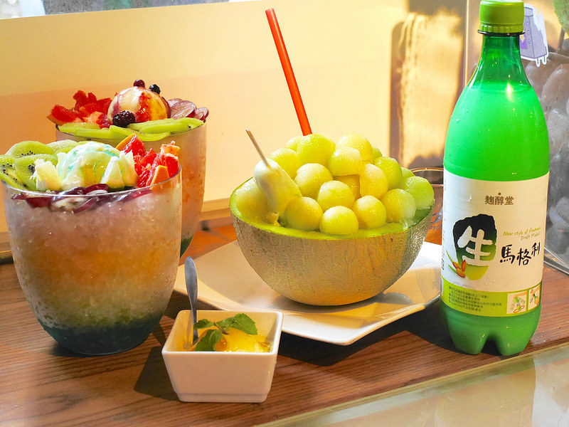 【台北車站美食】《K棒韓式料理》韓國時尚潮流餐飲～聚餐部隊鍋x烤豬五花x起司料理x哈密瓜冰x啤酒冰沙x點滴飲料x彩虹刨冰|這麼殺底片的餐點哪裡有?!（四人套餐可省一千!!!）