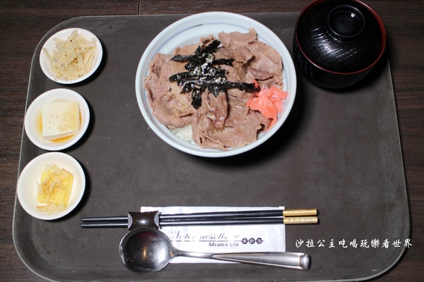 Sigrid Coffee：中山咖啡『Sigrid Coffee珈琲』高顏值店長/冰滴咖啡/約會餐廳/ 捷運松江南京站