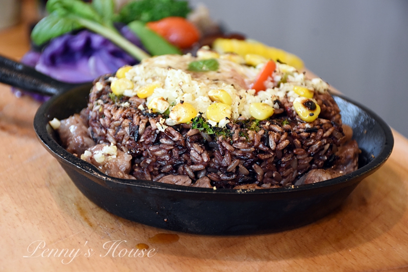 新竹美食推薦：公道五路的繽紛飲食 - 腰果花砧板原食料理超好吃羊排和蔬菜  (二訪紀錄) 健康飲食/低溫烹調