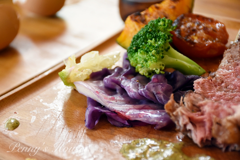 新竹美食推薦：公道五路的繽紛飲食 - 腰果花砧板原食料理超好吃羊排和蔬菜  (二訪紀錄) 健康飲食/低溫烹調