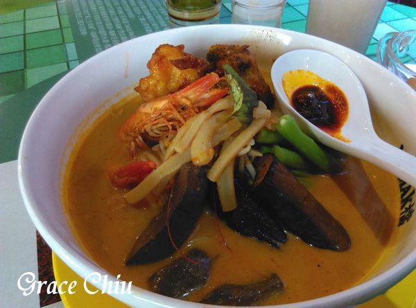MAMAK檔 咖哩叻沙(Curry Laksa)
