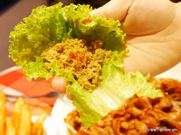 Mamak檔 星馬料理:二訪令人難以忘懷的Mamak檔星馬料理二訪 舊愛仍美(加央吐司、炒粿條)、新寵上心頭(婚宴飯、香料雞肉湯)!