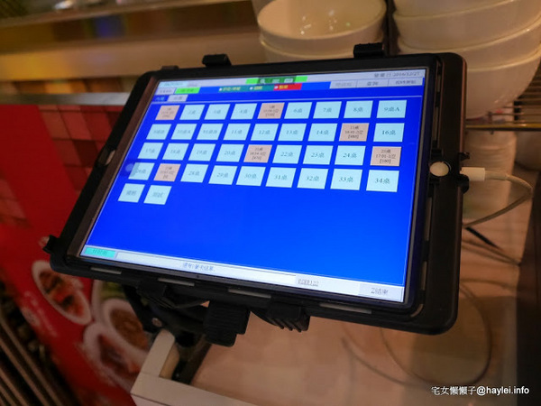 Mamak檔 星馬料理:二訪令人難以忘懷的Mamak檔星馬料理二訪 舊愛仍美(加央吐司、炒粿條)、新寵上心頭(婚宴飯、香料雞肉湯)!