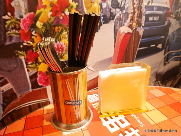 Mamak檔 星馬料理:二訪令人難以忘懷的Mamak檔星馬料理二訪 舊愛仍美(加央吐司、炒粿條)、新寵上心頭(婚宴飯、香料雞肉湯)!